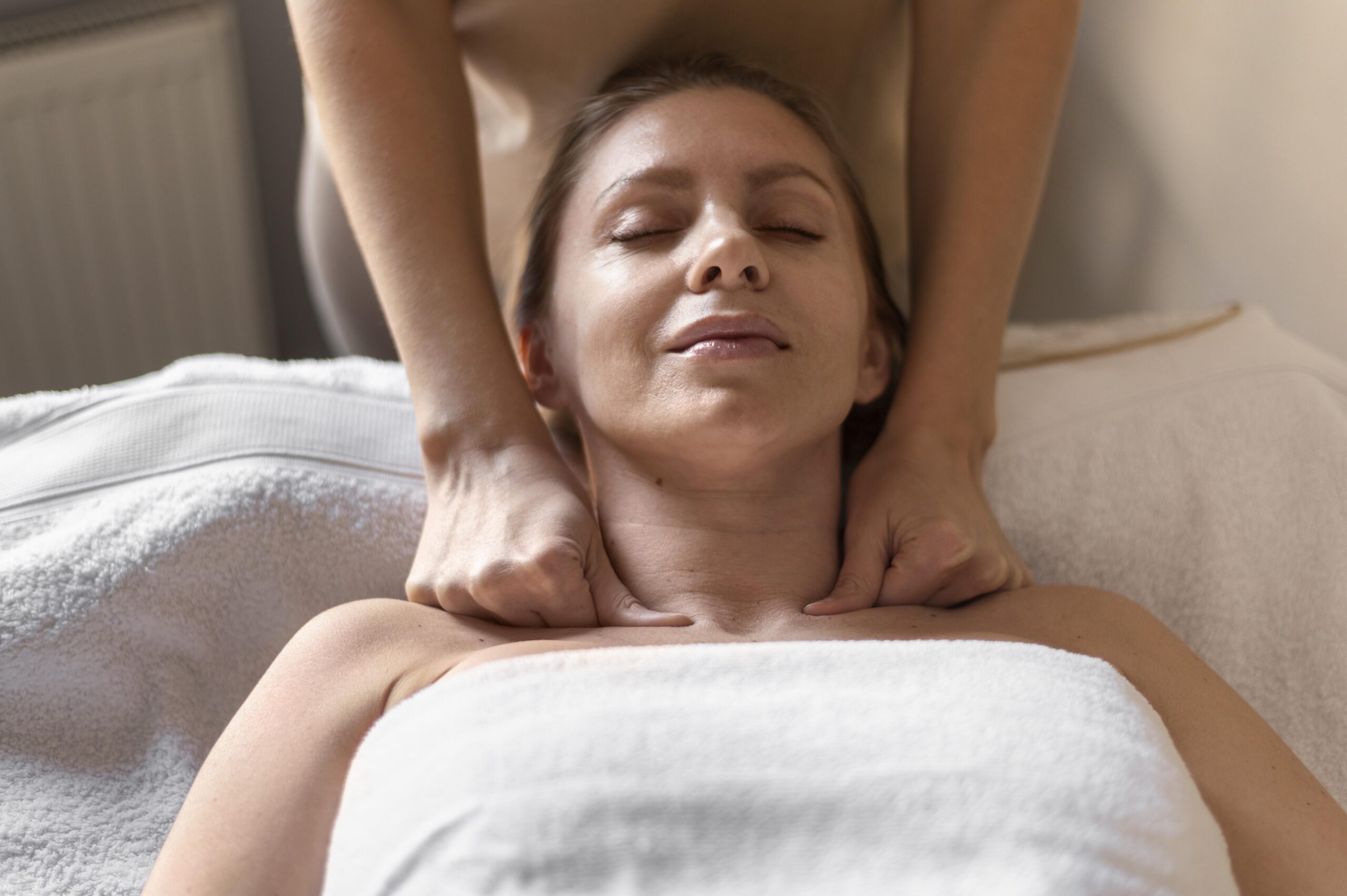 close-up-woman-experiencing-massage